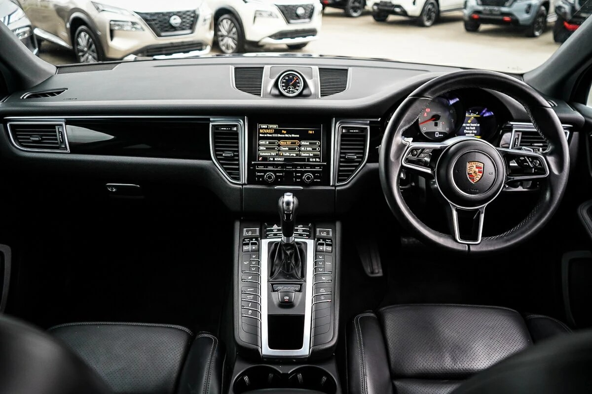 2015 Porsche Macan S Used 85,970km Auto Petrol - Image 11