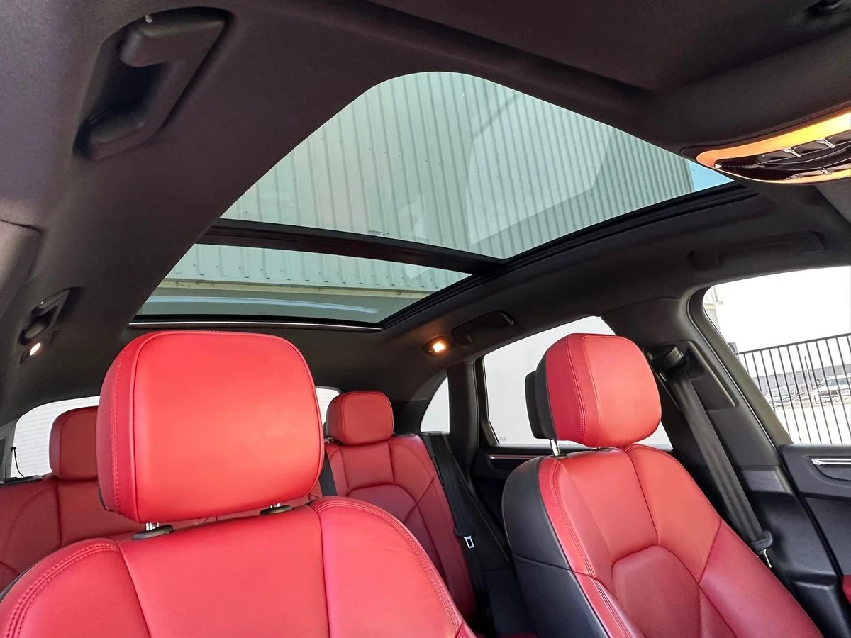 2020 Porsche Macan Four Wheel Drive Used 72,635km Auto Petrol - Image 11