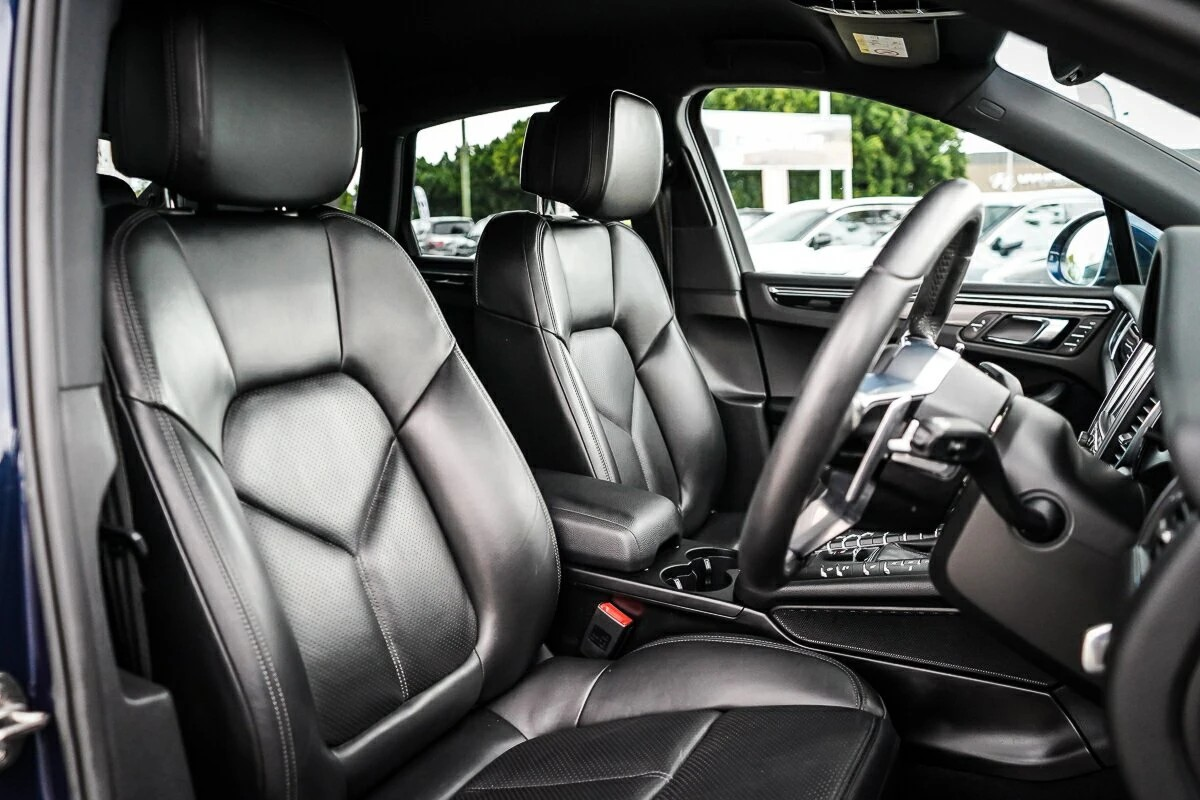 2015 Porsche Macan S Used 85,970km Auto Petrol - Image 12