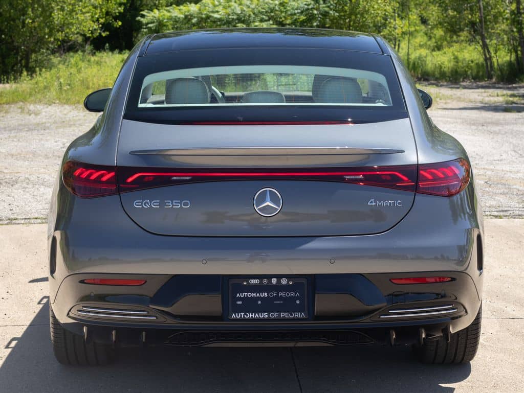 2024 Mercedes-Benz EQE 350 Sedan 4MATIC® - Image 3