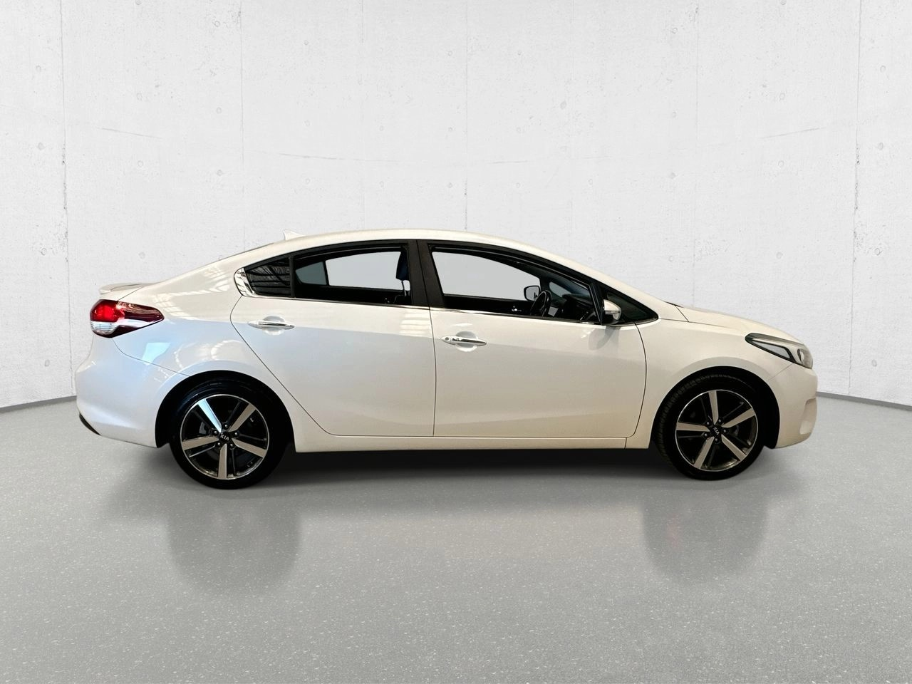 2017 Kia Cerato SPORT+ Used 76,665km Auto Petrol - Image 6