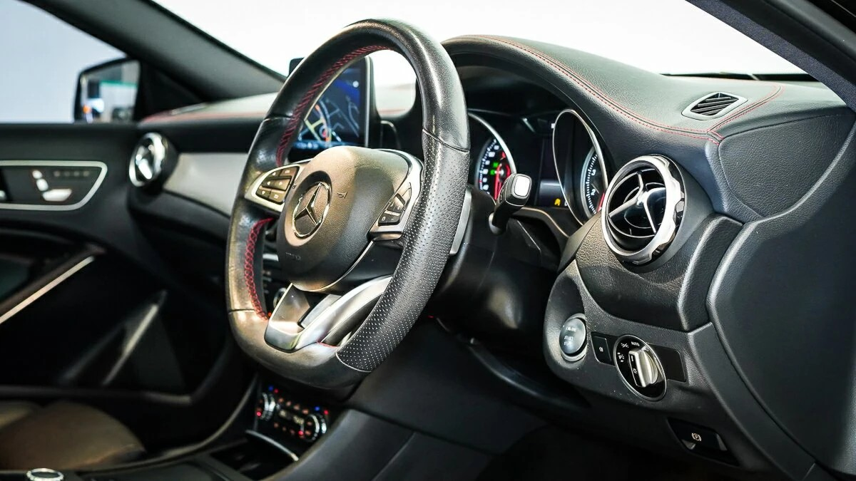2019 Mercedes Benz Gla-class GLA250 - Image 6
