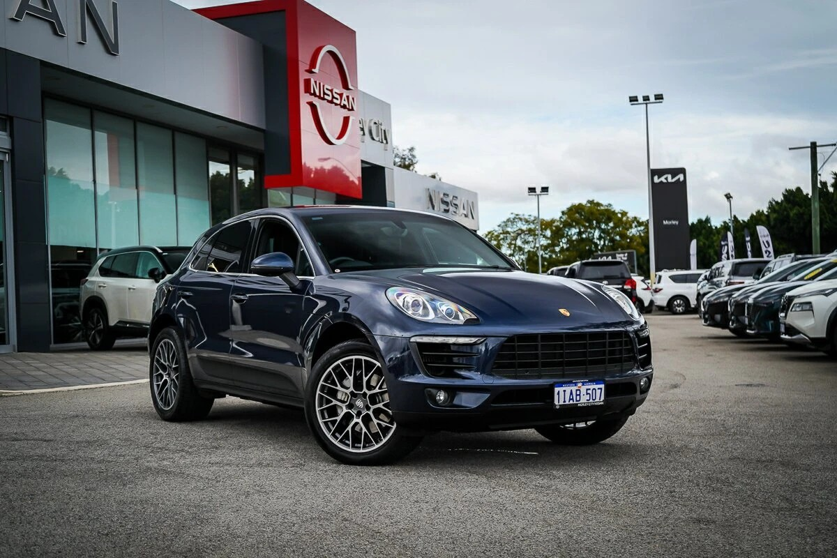 2015 Porsche Macan S Used 85,970km Auto Petrol - Image 2