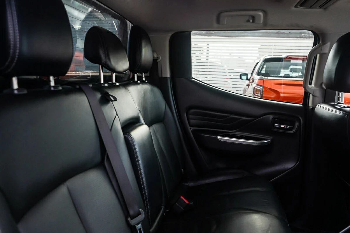 2019 Mitsubishi Triton GLS PREMIUM Used 132,480km Auto Diesel - Image 2