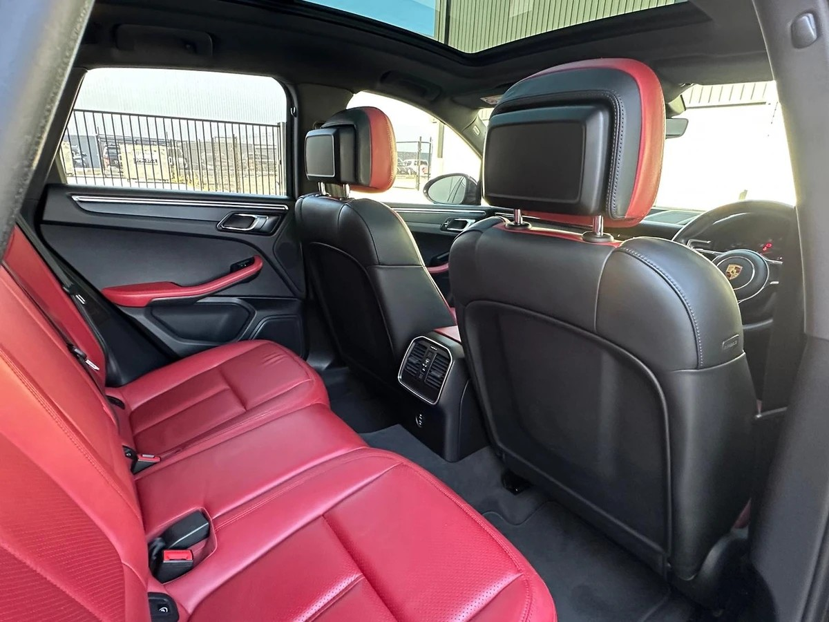 2020 Porsche Macan Four Wheel Drive Used 72,635km Auto Petrol - Image 16