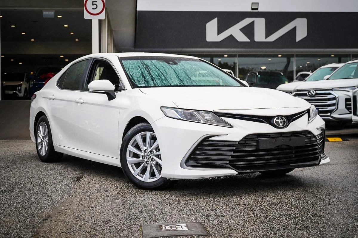 2022 Toyota Camry ASCENT Used 62,387km Auto Petrol - Image 6