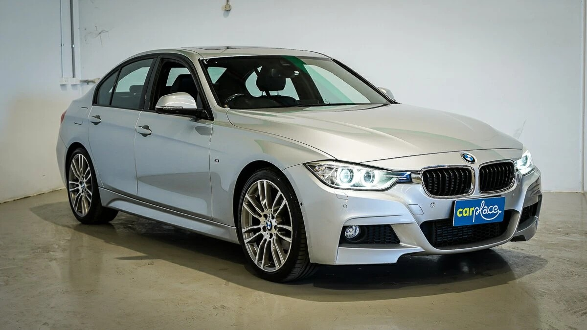 2016 BMW 3 Series 320I M SPORT Used 82,399km Auto Petrol - Image 4