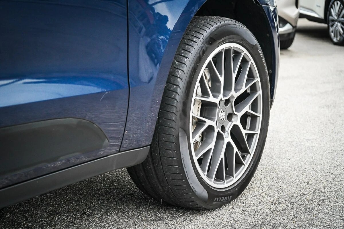 2015 Porsche Macan S Used 85,970km Auto Petrol - Image 5