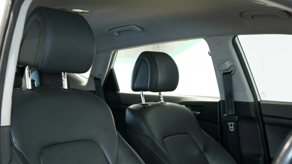 2018 Hyundai Tucson ACTIVE X Used 35,701km Auto Petrol - Image 4